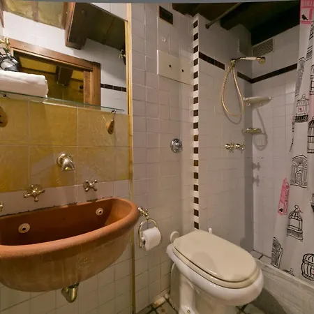 Budget San Marco Apartment *